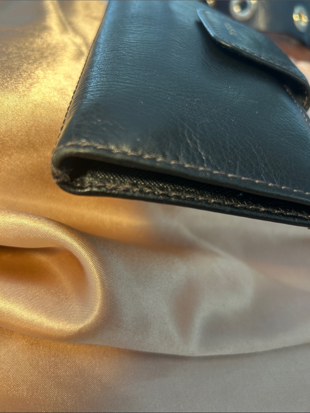 Fossil Black Leather Snap Wallet - Picture 5 of 6